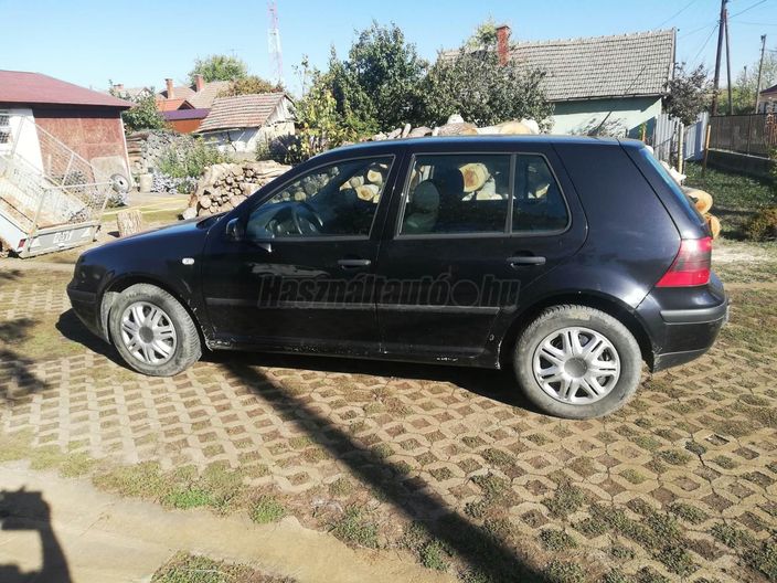 VOLKSWAGEN GOLF IV 1.6 Edition