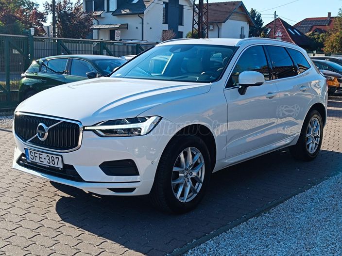 VOLVO XC60 2.0 [D3] Momentum Pro