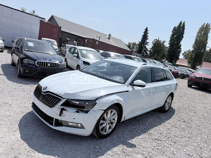 SKODA SUPERB Combi 1.8 TSI Style DSG