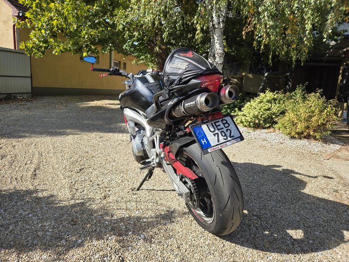 YAMAHA FZ6-N