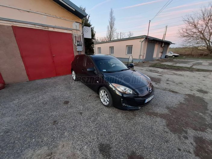 MAZDA 3 2.2 D Attraction