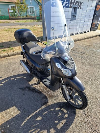 PIAGGIO CARNABY 125