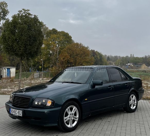 MERCEDES-BENZ C 180 Esprit