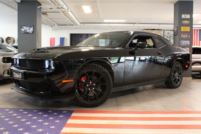DODGE CHALLENGER