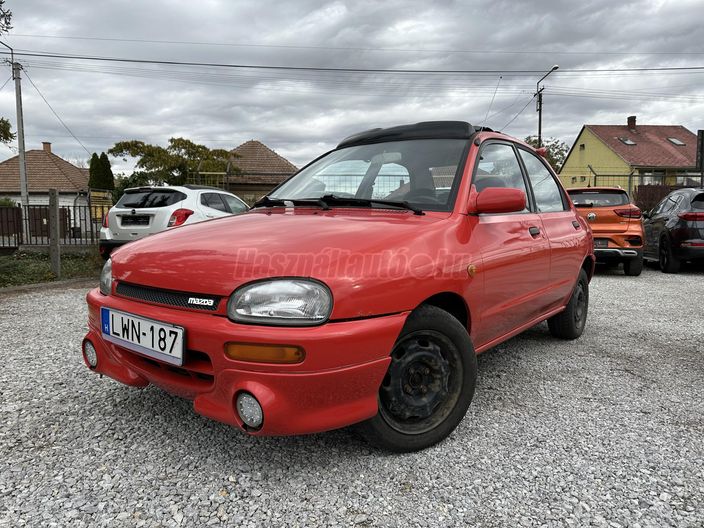 MAZDA 121 1.3 16V GLX Canvas Top