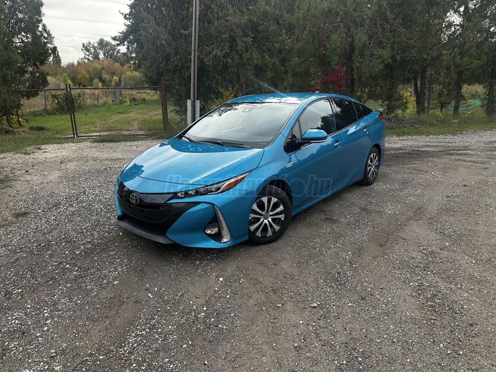 TOYOTA PRIUS 1.8 PHV Executive e-CVT