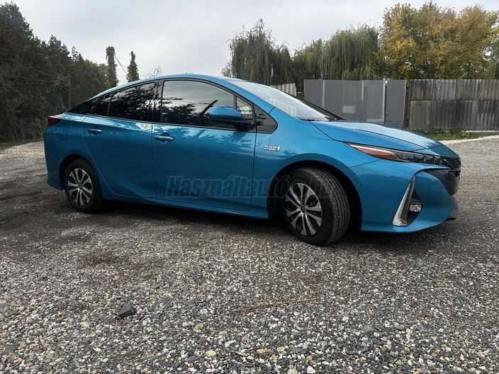 TOYOTA PRIUS 1.8 PHV Executive e-CVT