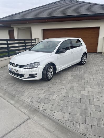VOLKSWAGEN GOLF VII 2.0 TDI Highline