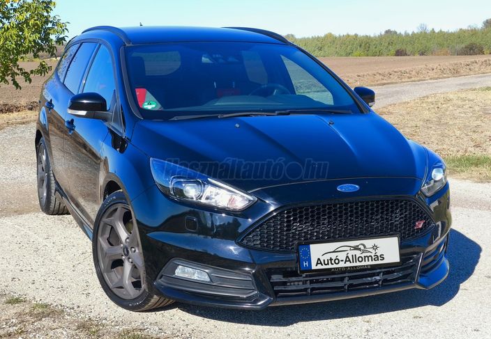 FORD FOCUS 2.0 EcoBoost ST2 S S