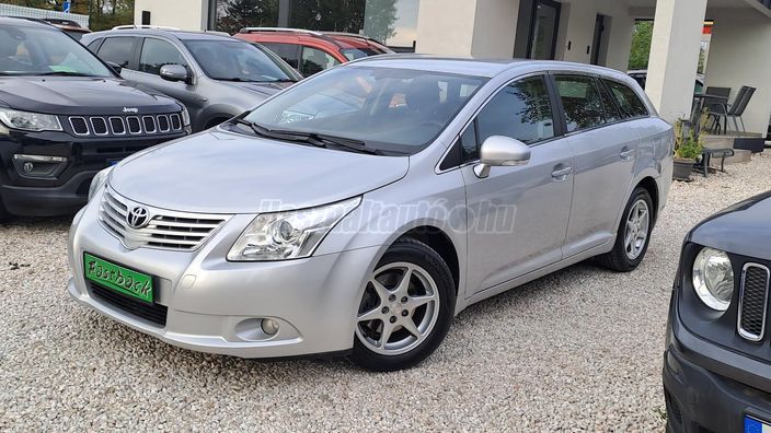 TOYOTA AVENSIS Wagon 1.8 Sol
