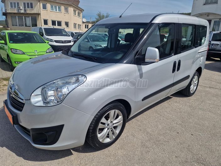 FIAT DOBLO Dobló Panorama 1.6 16V Mjet Easy MTA
