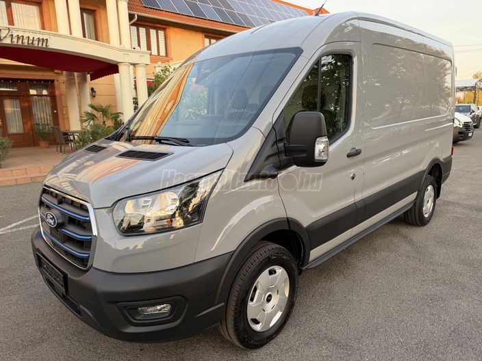 FORD TRANSIT BEV 350 LWB Trend RWD 68 kw (Automata)