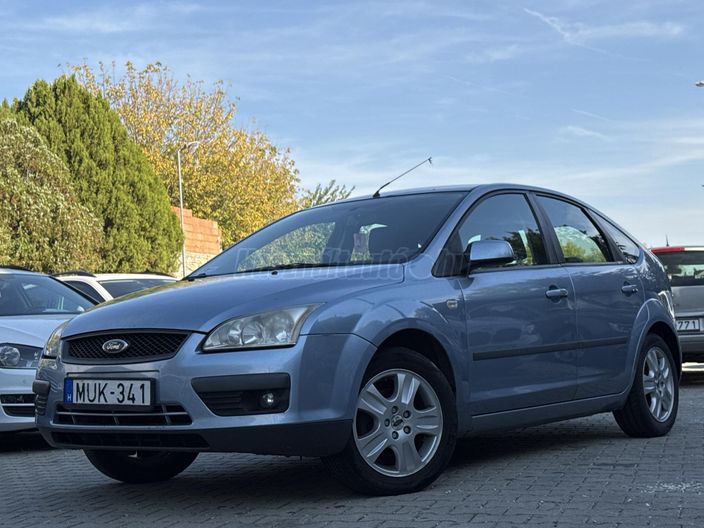 FORD FOCUS 1.6 Ghia (Automata)
