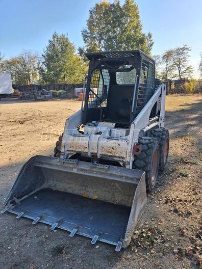 BOBCAT 753