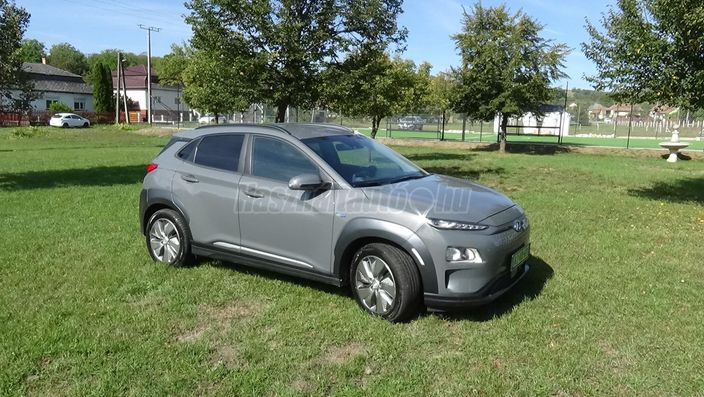 HYUNDAI KONA EV 64kWh Premium
