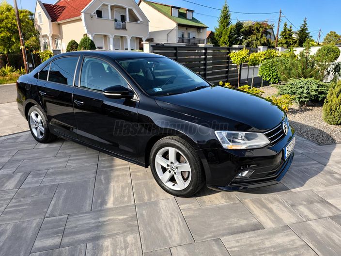 VOLKSWAGEN JETTA VI 1.4 TSI BMT Highline