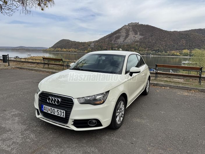 AUDI A1 1.6 TDI DPF Ambition