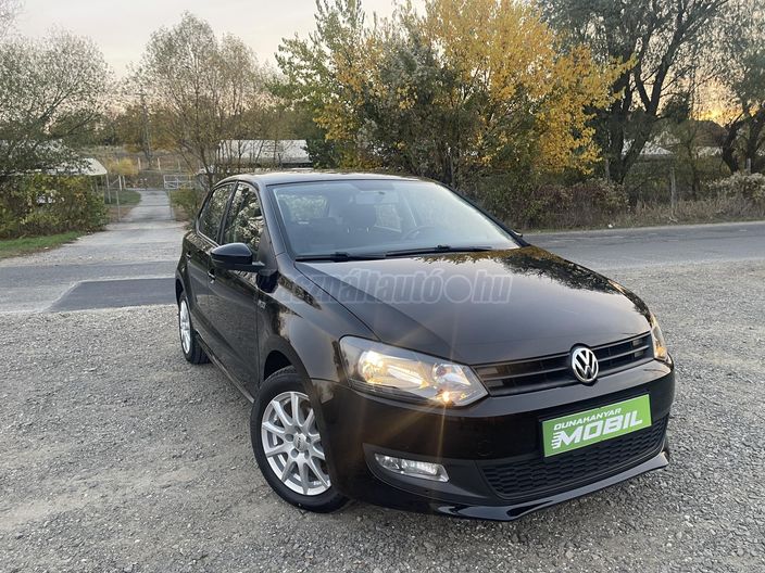 VOLKSWAGEN POLO 1.2 70 Trendline