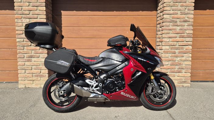 SUZUKI GSX-S 1000 F