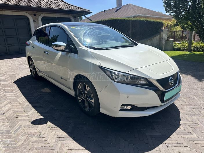 NISSAN LEAF Tekna 40kWh (Automata)