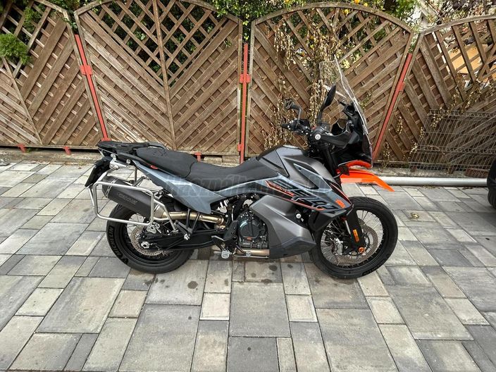 KTM 890 ADVENTURE
