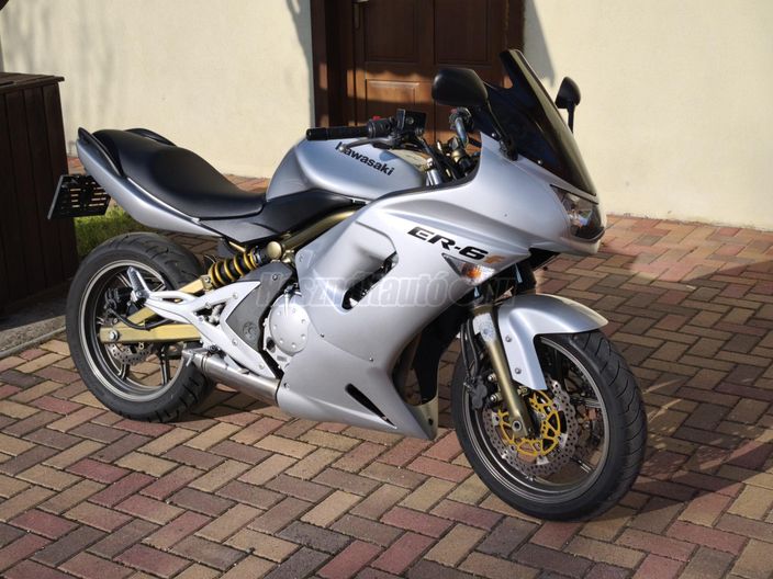 KAWASAKI ER-6F