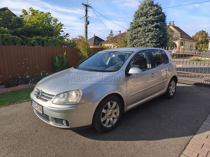 VOLKSWAGEN GOLF V 1.6 FSI Comfortline