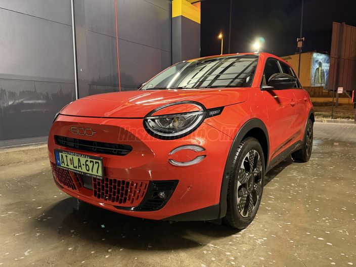 FIAT 600 600e LaPrima 54kWh