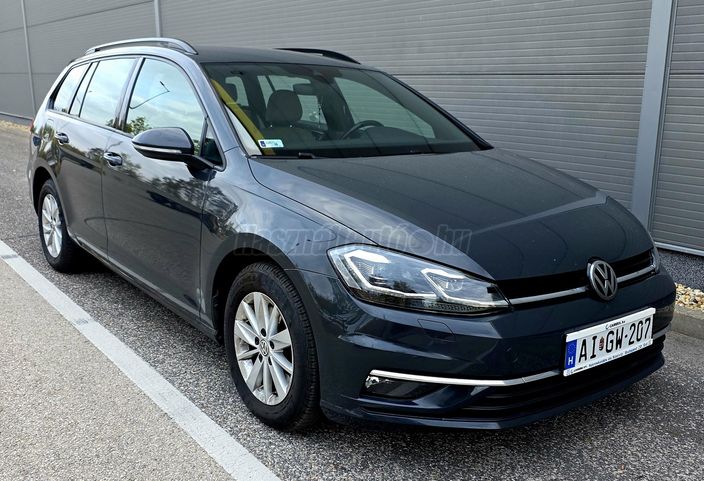 VOLKSWAGEN GOLF VII Variant 1.6 TDI BMT SCR Comfortline DSG