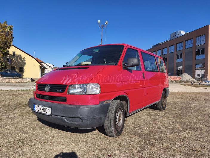 VOLKSWAGEN CARAVELLE 2.5 Comfortline