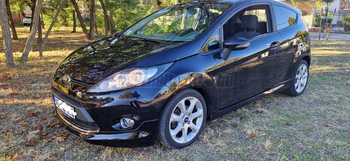 FORD FIESTA 1.25 Titanium
