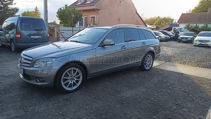 MERCEDES-BENZ C 320 T CDI Avantgarde (Automata)