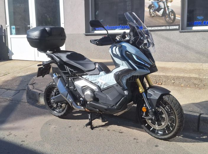 HONDA X-ADV