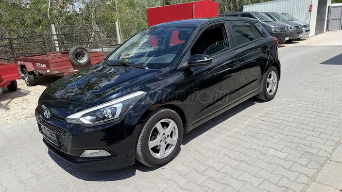 HYUNDAI I20 1.25 Life AC