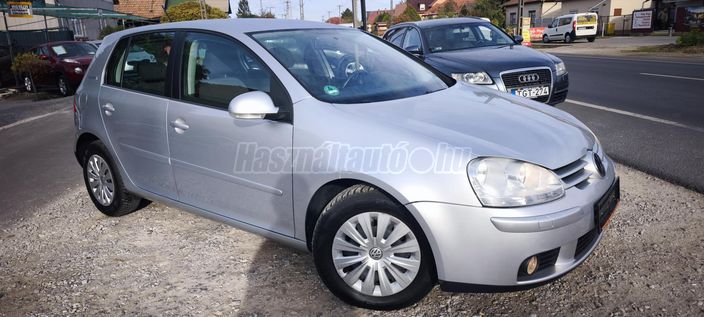 VOLKSWAGEN GOLF V 1.6 Sportline