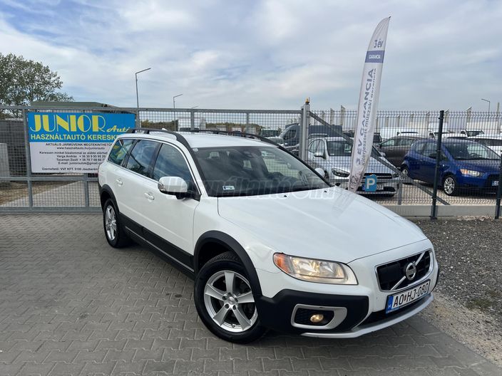 VOLVO XC70 2.4 D [D5] AWD Summum Geartronic