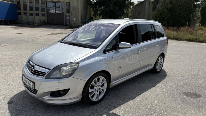 OPEL ZAFIRA B 1.9 CDTI Sport