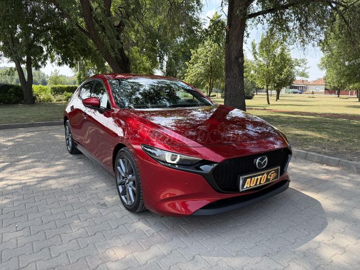 MAZDA 3 Hatchback 1.8 D Skyactiv Plus (Automata)