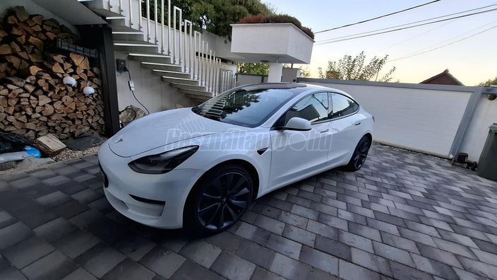 TESLA MODEL 3 Long Range AWD (Automata)