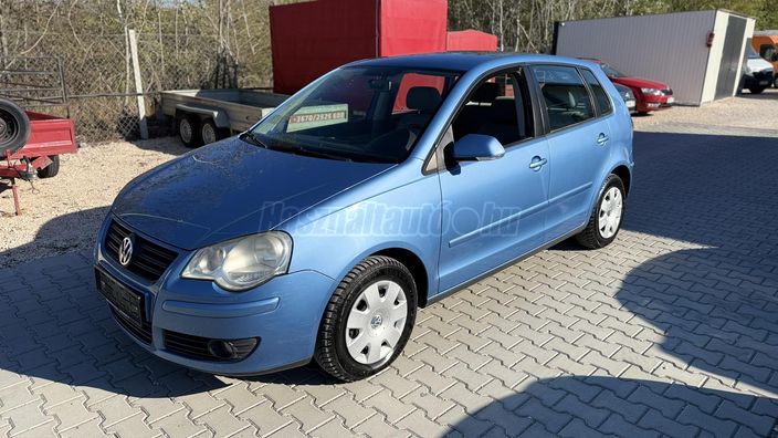 VOLKSWAGEN POLO 1.2 55 First Next