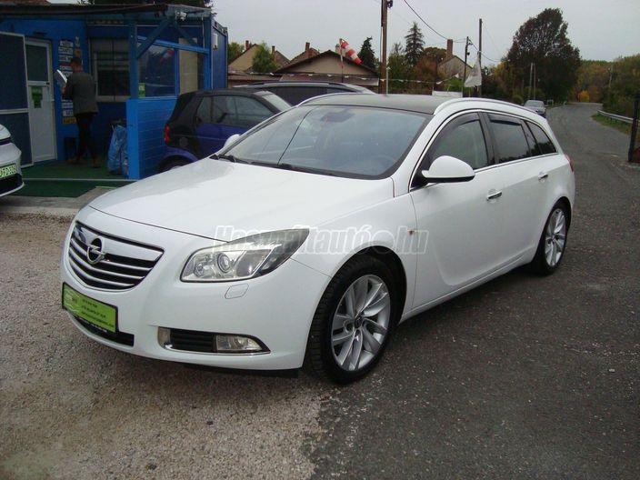 OPEL INSIGNIA Sports Tourer 1.4 T Cosmo Start-Stop