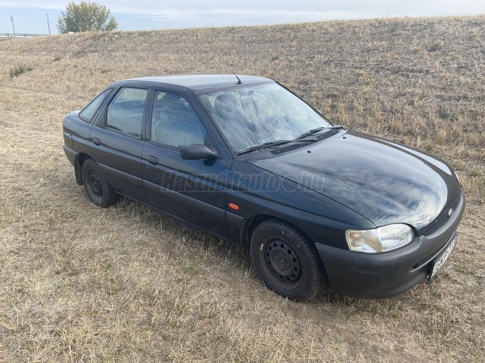 FORD ESCORT 1.3 Club