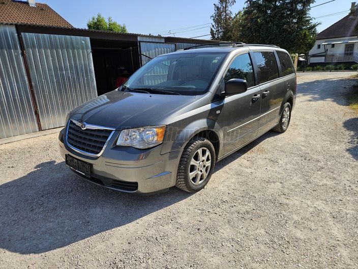 CHRYSLER GRAND VOYAGER 2.8 CRD Touring (Automata) (7 személyes )