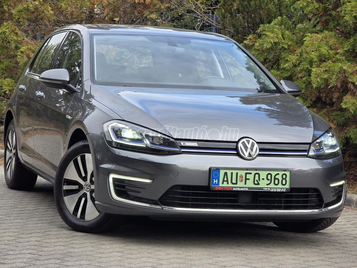 VOLKSWAGEN GOLF VII e-Golf