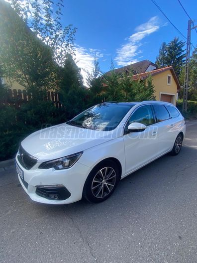 PEUGEOT 308 1.2 PureTech Business Line EAT8 E6.2
