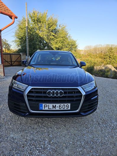 AUDI Q5 2.0 TDI Basis