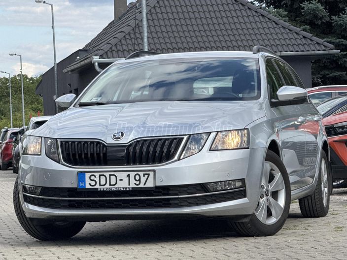 SKODA OCTAVIA Combi 1.5 TSI ACT Style