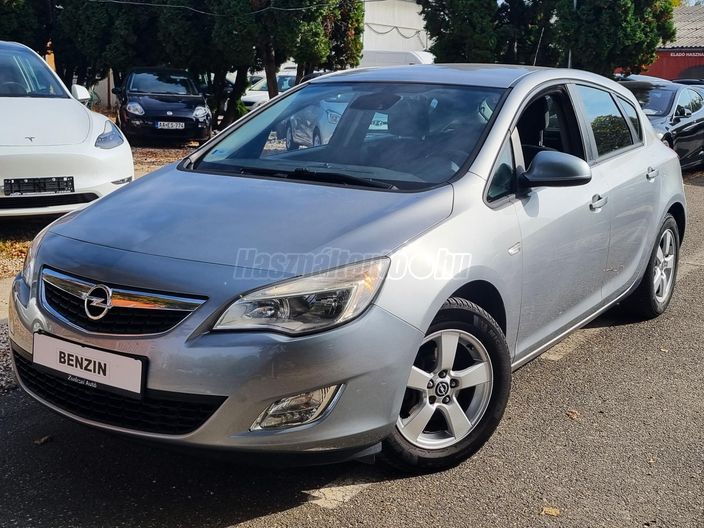OPEL ASTRA J 1.4 Enjoy
