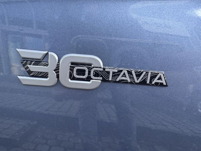 SKODA OCTAVIA 1.5 TSI ACT Joy