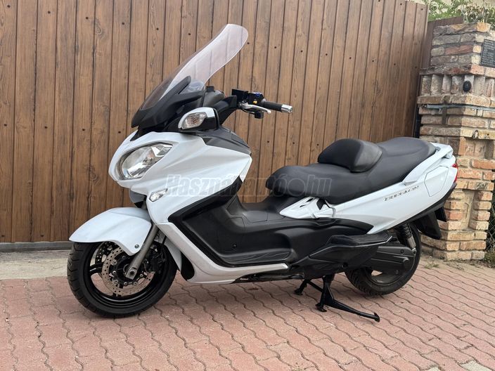 SUZUKI AN 650 BURGMAN
